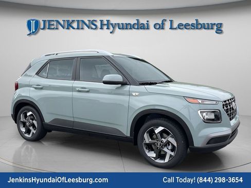 New 2026 Hyundai Venue SEL image 2