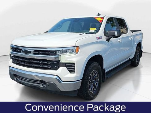 Used 2022 Chevrolet Silverado 1500 LT AWD/4WD image 9