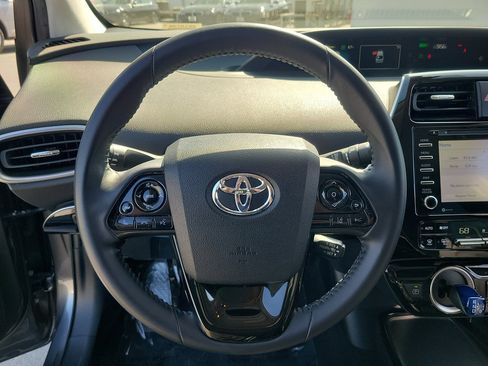 Used 2022 Toyota Prius Prime LE FWD image 21