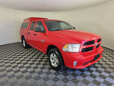 Used 2019 RAM 1500 Express AWD/4WD image 4