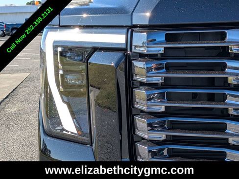 New 2026 GMC Sierra 2500 Denali Ultimate image 10