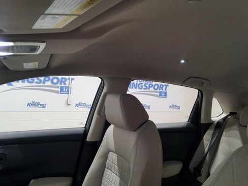 Used 2025 Honda HR-V LX image 37