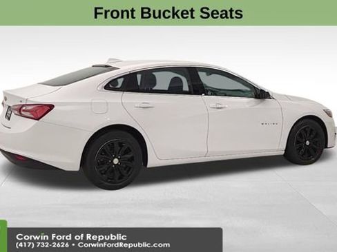 Used 2021 Chevrolet Malibu LT image 9