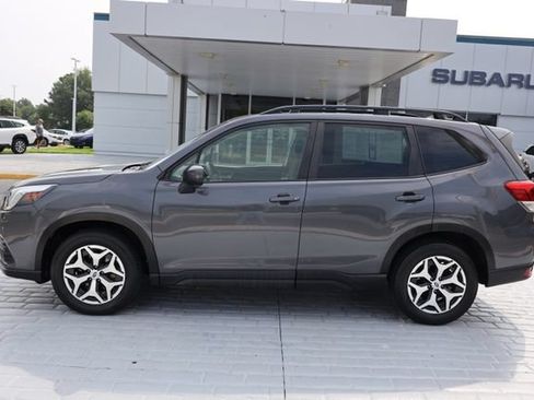 Certified 2023 Subaru Forester Premium AWD/4WD image 2