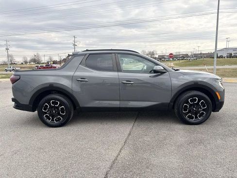 Used 2023 Hyundai Santa Cruz SEL Premium image 4