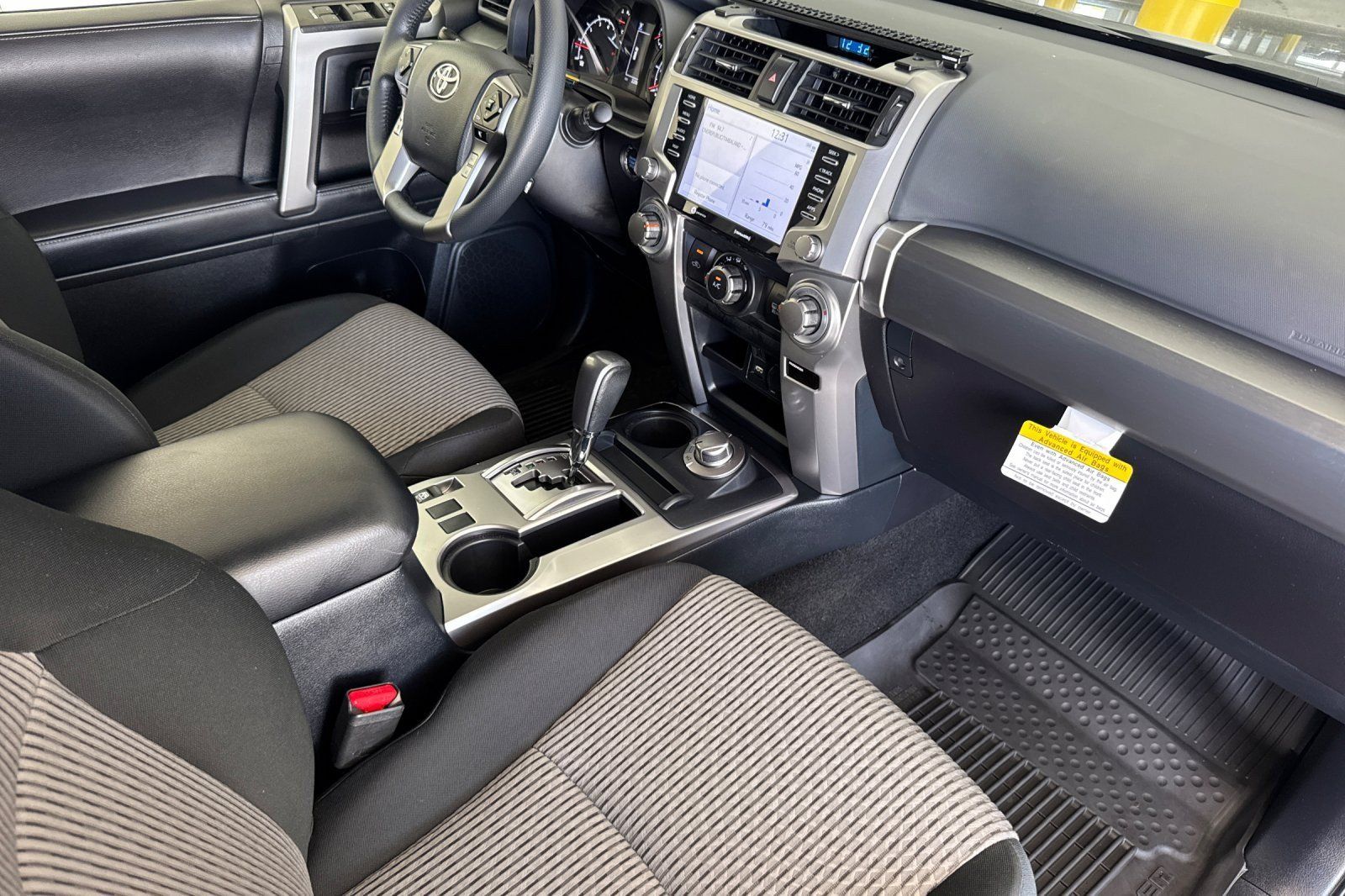 Used 2024 Toyota 4Runner SR5 AWD/4WD image 15