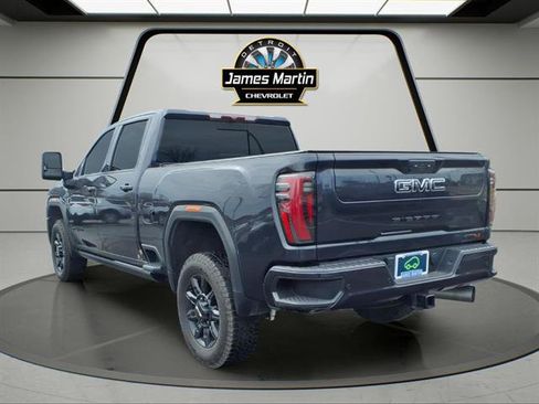 Used 2024 GMC Sierra 2500 AT4 w/ AT4 Preferred Package image 6