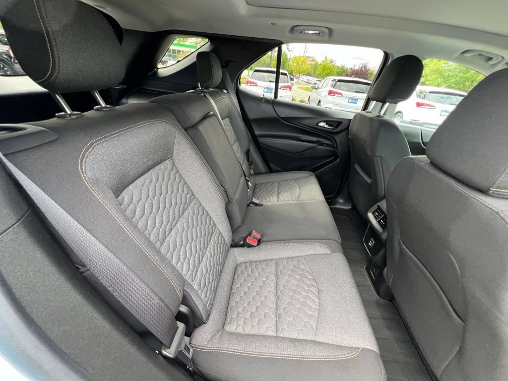 Used 2020 Chevrolet Equinox LT AWD/4WD image 26