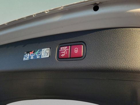 Certified 2026 Mercedes-Benz GLC 300 image 6