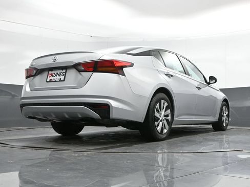 Used 2021 Nissan Altima 2.5 S FWD image 36