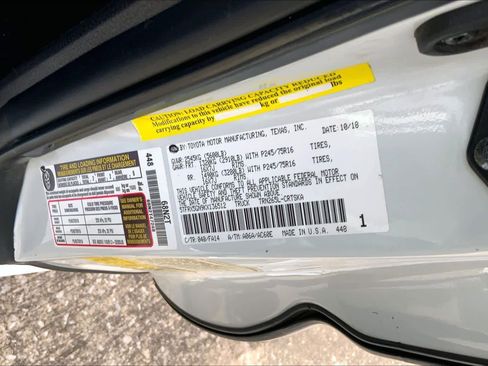 Used 2019 Toyota Tacoma SR image 27