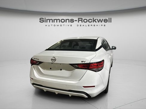 Used 2024 Nissan Sentra SV image 14