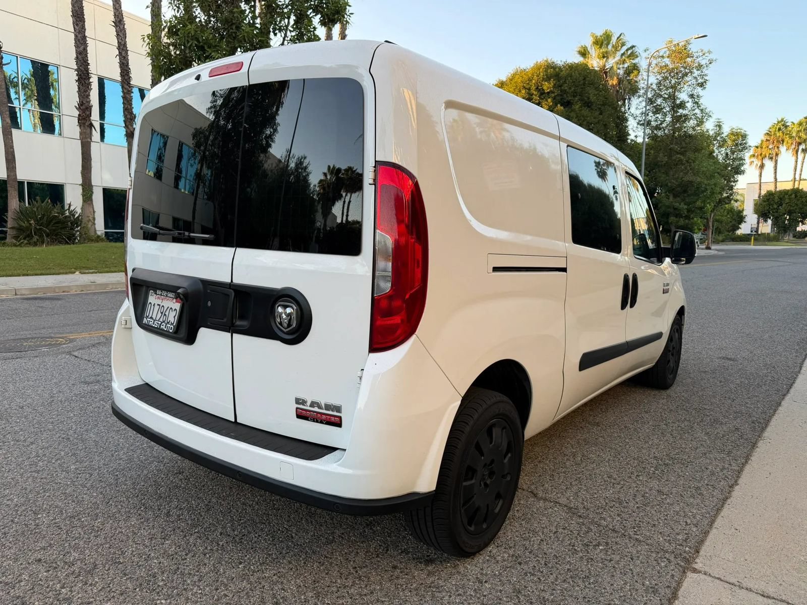 Used 2020 RAM ProMaster City Tradesman SLT w/ Window Group 05 FWD image 5