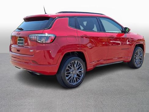 Used 2023 Jeep Compass Limited AWD/4WD image 4