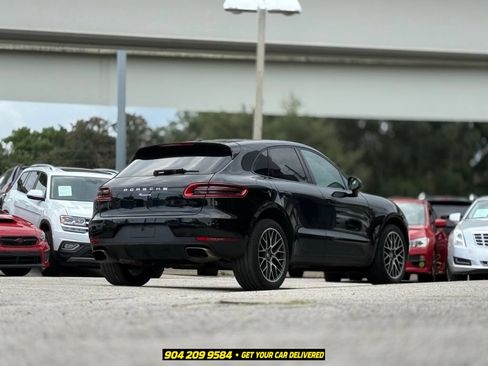 Used 2018 Porsche Macan AWD/4WD image 33