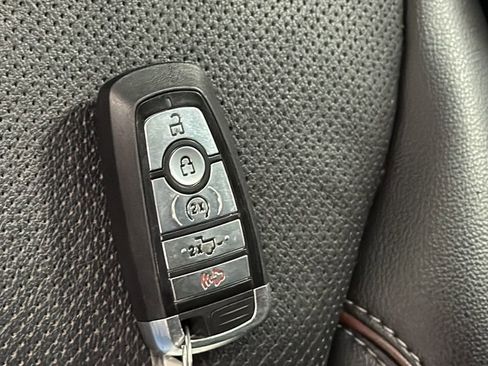 Used 2021 Ford F150 Lariat w/ Equipment Group 502A High image 34