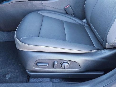 New 2026 Chevrolet Trax ACTIV w/ Sunroof Package image 4