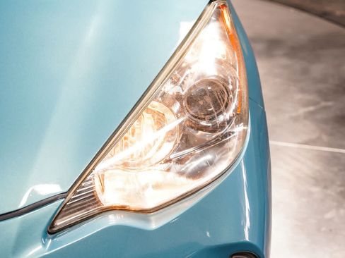Used 2014 Toyota Prius C One FWD image 7