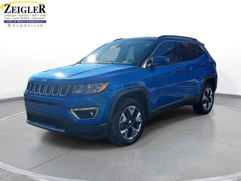 Used 2019 Jeep Compass Limited image 1