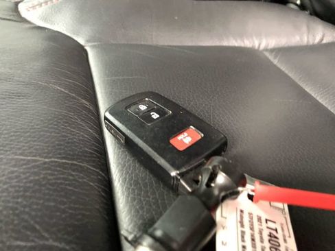 Used 2021 Toyota Tundra TRD Pro AWD/4WD image 31