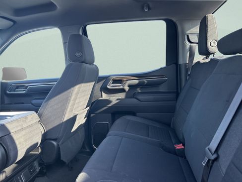 Used 2024 Chevrolet Silverado 1500 LT image 14