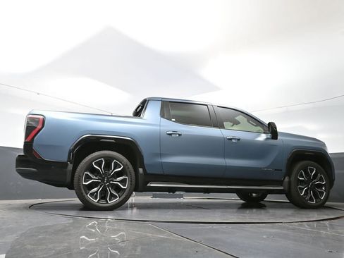 New 2025 GMC Sierra EV Denali image 42