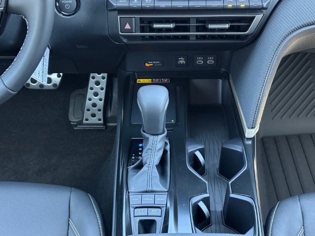 New 2026 Toyota Camry SE FWD image 17
