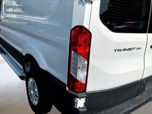 Used 2025 Ford Transit 250 Low Roof w/ Exterior Upgrade Package RWD image 19