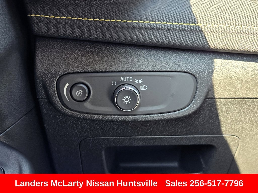 Used 2025 Chevrolet TrailBlazer ACTIV w/ Driver Confidence Package AWD/4WD image 28