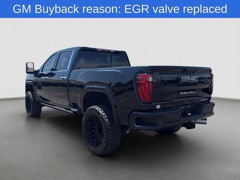 Used 2024 GMC Sierra 2500 Denali Ultimate AWD/4WD image 4