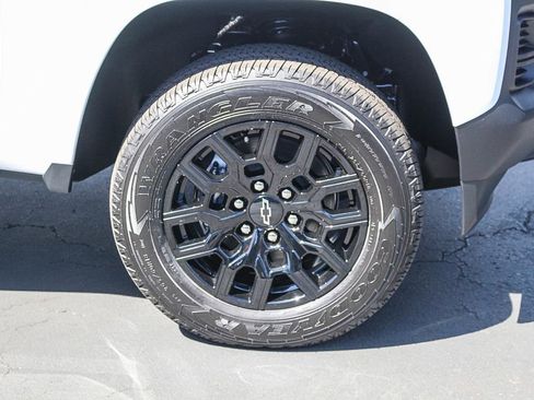 New 2026 Chevrolet Colorado W/T w/ WT Custom Package RWD image 10