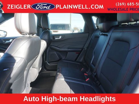 Used 2025 Ford Escape ST-Line image 11
