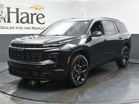 New 2026 Chevrolet Traverse RS w/ LPO, Floor Liner Package image 13