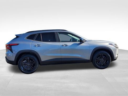 Certified 2024 Chevrolet Trax ACTIV w/ Sunroof Package FWD image 6