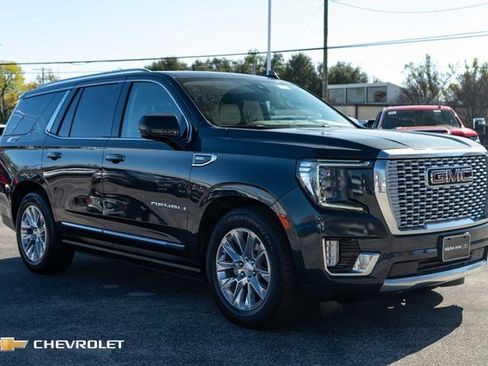 Used 2022 GMC Yukon Denali w/ Max Trailering Package image 3