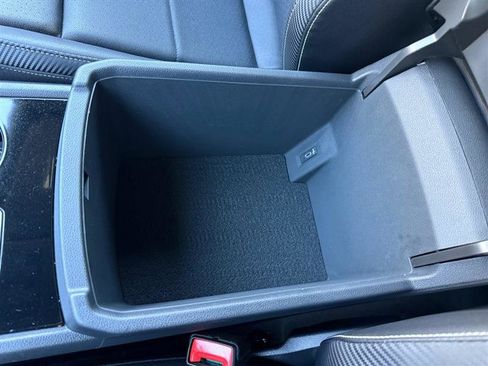 Used 2021 Volkswagen Atlas Cross Sport SEL image 29