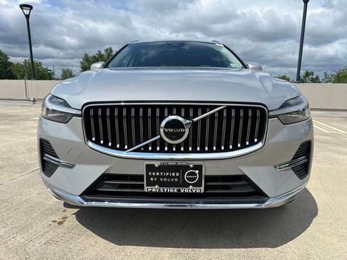 Certified 2023 Volvo XC60 B5 Ultimate w/ Climate Package AWD/4WD image 2