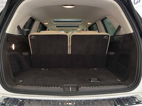 Used 2019 Mercedes-Benz GLS 450 4MATIC image 11