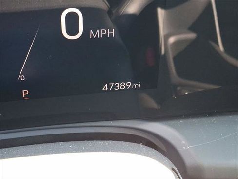 Used 2024 Buick Encore GX Sport Touring image 13