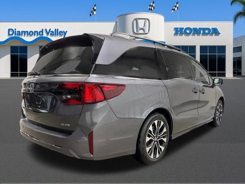 New 2026 Honda Odyssey Elite image 3