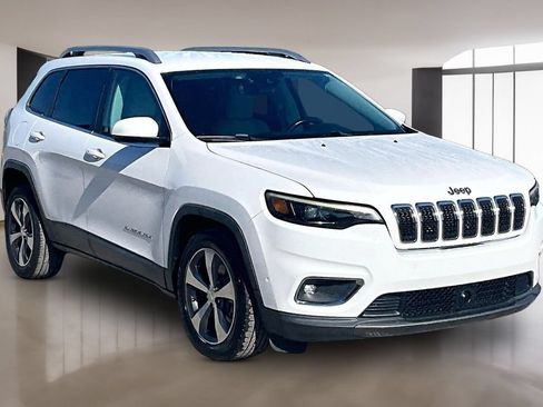 Used 2019 Jeep Cherokee Limited w/ Technology Group FWD image 11