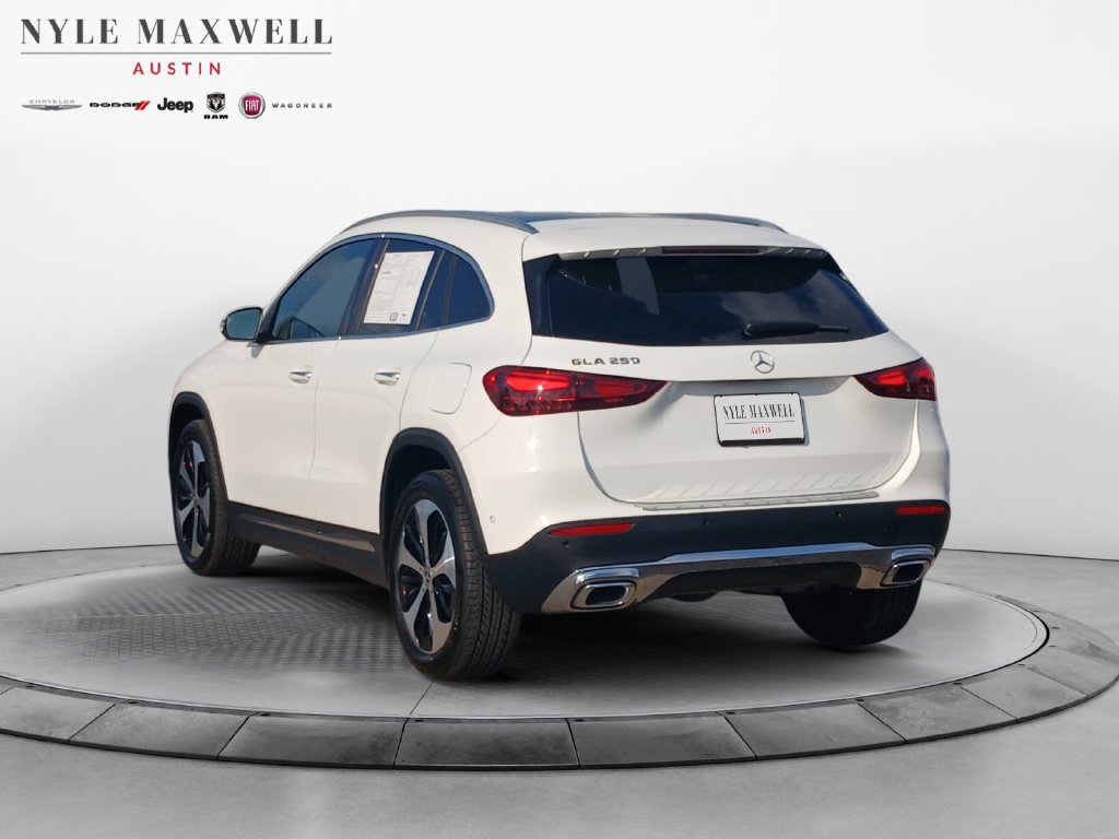 Used 2025 Mercedes-Benz GLA 250 image 14