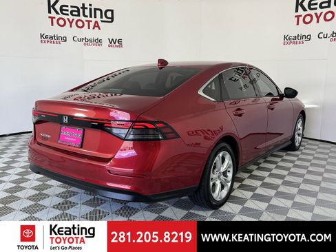 Used 2023 Honda Accord EX image 5