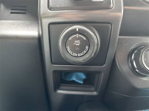 Used 2019 Ford F150 XLT w/ Equipment Group 302A Luxury image 34