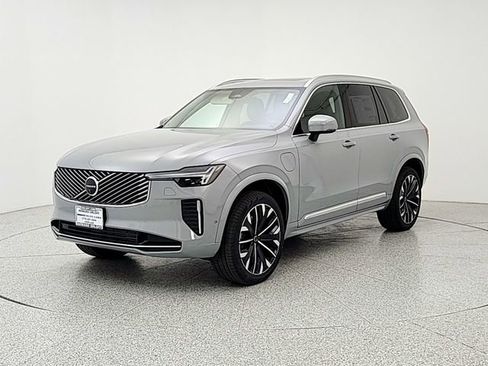 New 2026 Volvo XC90 T8 Plus w/ Protection Package Premier AWD/4WD image 1