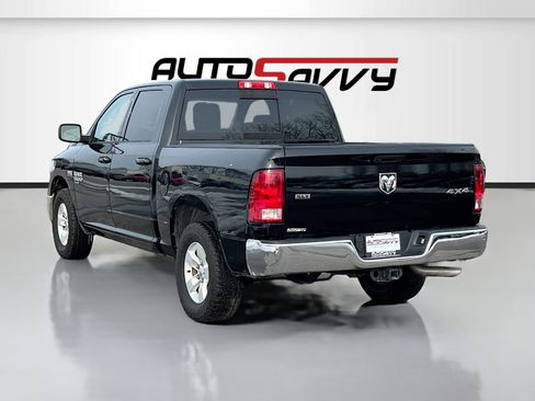 Used 2019 RAM 1500 Classic SLT AWD/4WD image 5