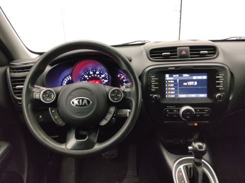 Used 2019 Kia Soul + image 22