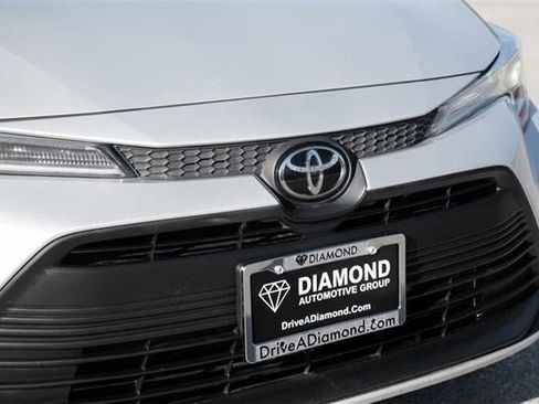 Used 2023 Toyota Corolla LE image 10