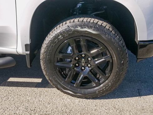 New 2026 Chevrolet Silverado 1500 LT Trail Boss w/ Convenience Package II image 5