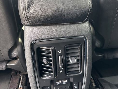 Used 2018 Jeep Grand Cherokee Overland w/ Interior Metal Package AWD/4WD image 19